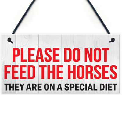 Red Ocean Do Not Feed Horse Horses Special Diet Pony Paddock Field Hanging Plaque Gate Stable Sign from B&Q