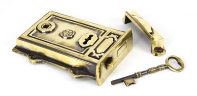 B&Q -  Aged Brass Davenport Rim Lock