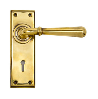 From the Anvil Aged Brass Newbury Lever Lock Set - Image 5