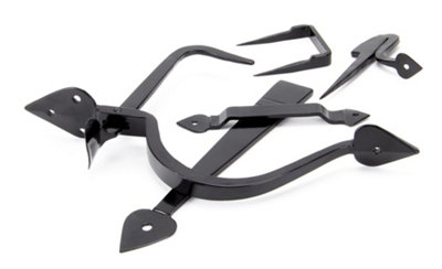 B&Q -  Black Tuscan Thumblatch