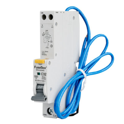 Fusebox Tpn 32A C Curve Type A Rcbo30MaRta103230C from B&Q