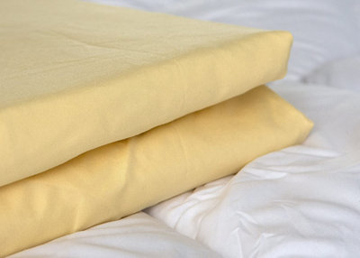  - Just So Home Microfibre Easycare Soft Touch Pillowcases (Yellow)