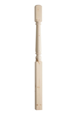 Blueprint Joinery Ltd Cambridge Colonial Newel Post (H) 1500mm (W) 90mm (D) 90mm from B&Q