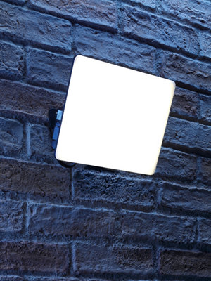 Auraglow Integrated Led Flood Light 4000K-Black-80W6600Lm-Standard On/off from B&Q