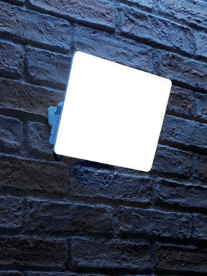 Auraglow Integrated Led Flood Light 4000K-White-80W6600Lm-Standard On/off from B&Q
