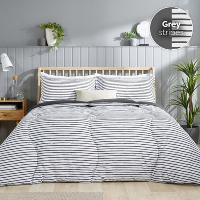 Coverless Duvet with Grey Printed Stripe Design 9 Tog & Pillowcases - Image 16
