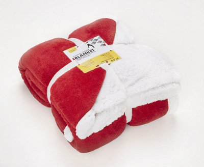 Penguin Home Reversible Microfiber Sherpa Flannel Throw Blanket from B&Q