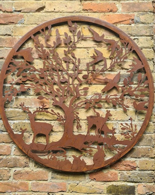 Rustic Round Woodland Animals Garden Wall Screen 1M Diameter from B&Q