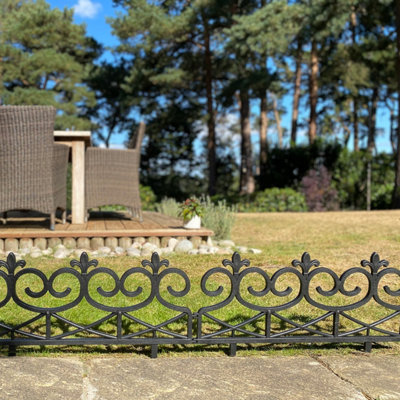 Selections Fleur De Lys Black Plastic Lawn Edging (60Cm X 32Cm)10 Panels from B&Q