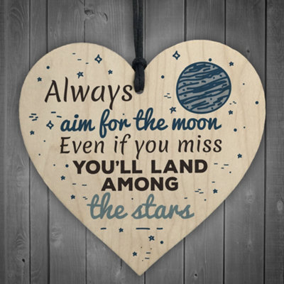 B&Q -  Always Aim For The Moon Wooden Hanging Heart Fun Friendship Motivational Inspirational Birthday Gift Plaque Sign