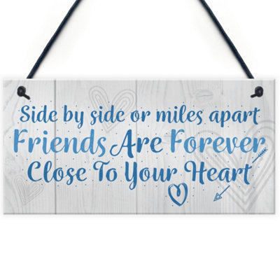 Red Ocean Friends Forever Friendship Sign Best Friend Plaque Thank You Chic Birthday Novelty Gift For Women from B&Q