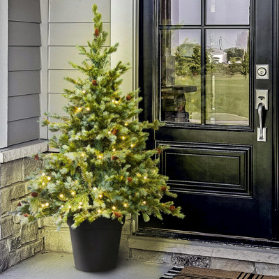 B&Q -  The 4Ft/120Cm Pre-Lit Cairngorm Pine Potted Tree (Outdoor)