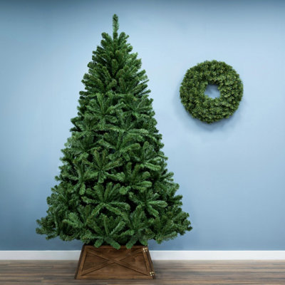 Christmas Tree World The 18Ft/540Cm Arbor Vitae Fir Tree With Hook-On Branches from B&Q