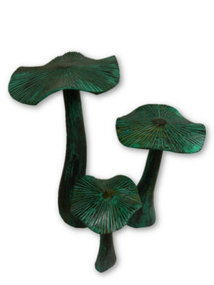 Wooden Mushroom Toadstool  Carving Set Of 3 Flat Mushrooms 35/25/20Cm Green from B&Q