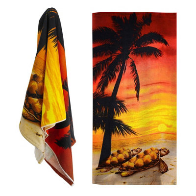 B&Q -  Lightweight Microfibre Towel Sunset Tortoise Design Holiday Camping Beach Towel - Image 3