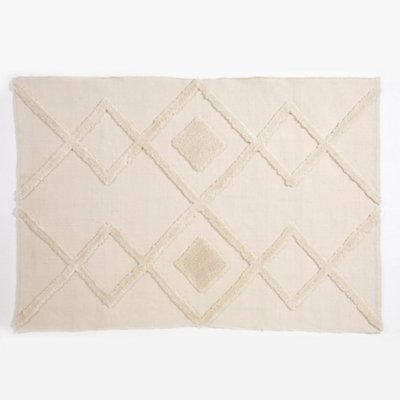 Windsor 120X170Cm Cream Geo Tufted Rug from B&Q