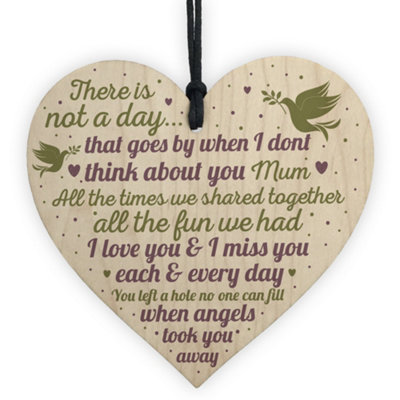 Red Ocean Mum Memorial Bauble Christmas Tree Plaques Wooden Heart Decoration Sign Gift