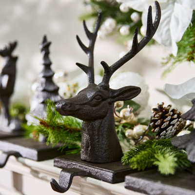 Dibor Cast Iron Stag Head Decorative Stocking Hook Fireplace Stocking Holder Christmas Stocking Holder from B&Q