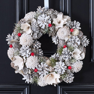 Dibor Red Velvet Festive Decor Autumn-Winter Front Door Wreath Christmas Wreath 30Cm from B&Q