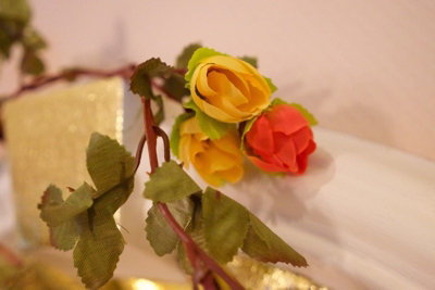 Best Artificial 7Ft Yellow Silk Mini Rose Flower Garland from B&Q