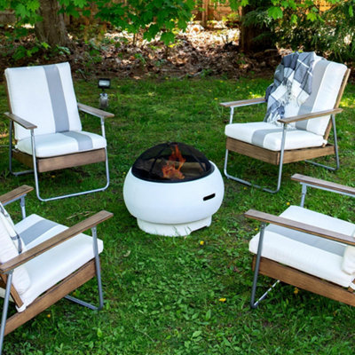 Novogratz Asher Outdoor Fire Pit In White-37503 