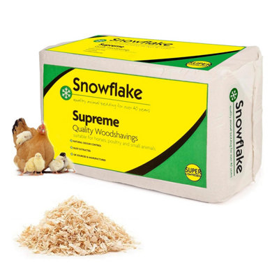 Star Supplies Softwood Timber Bale Large Supreme 15Kg Animal Bedding For PoultrySheep & Horses from B&Q