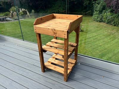 Charles Taylor Deluxe Davenport Utlity/bbq Table Regular from B&Q