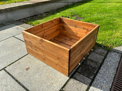 Charles Taylor Country Kitchen Large Raised Bed from B&Q