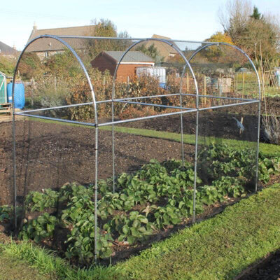 B&Q -  Domed Walk In Fruit Cage Black Bird Netting6M Long