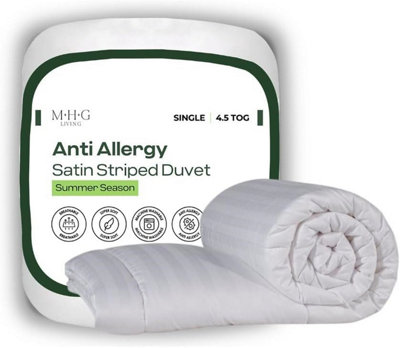 MHG Living Anti-Allergy 4.5 Tog Summer DuvetLightweight Breathable Striped Microfibre Quilt from B&Q