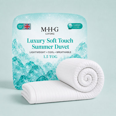 B&Q -  Lightweight 1.5 Tog Summer DuvetLuxury Soft Touch Striped Microfibre Quilt BeddingSuper King