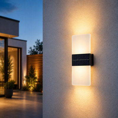 B&Q -  Solar Up/down Acrylic Wall Light (2 X 8 X 3Cm)Polycrystalline Solar PanelDual Colour LedOutdoor Wall Light