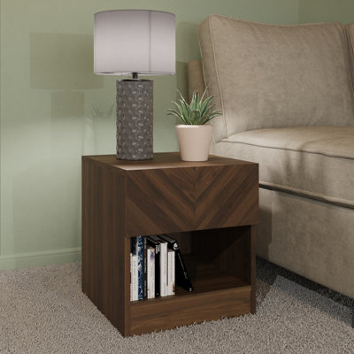 B&Q Gfw Catania Lamp Table Royal Walnut Grain