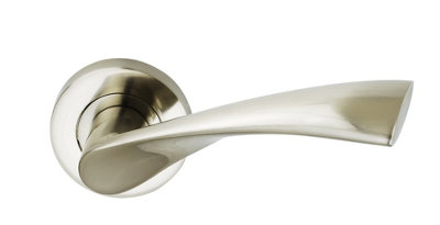 Darcel Yvette Developer Handle On Round Rose from B&Q