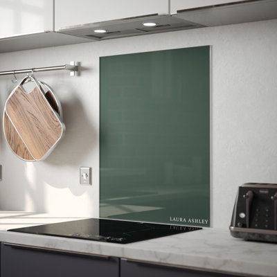 Laura Ashley Fern Green Glass Splashback(H)750mm (W)600mm (T)6mm from B&Q