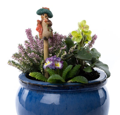 Jardinopia Beatrix Potter Benjamin Bunny Cane Or Stake Topper (Ccbp0002C)L5 X W4.5 X H9 Cm from B&Q