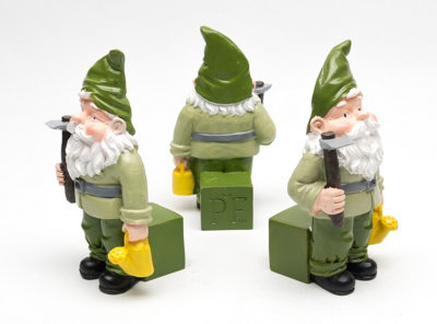 Jardinopia Standing Gnome With Watering Can Plant Pot FeetSet Of 3L5 X W5.5 X H12 Cm from B&Q