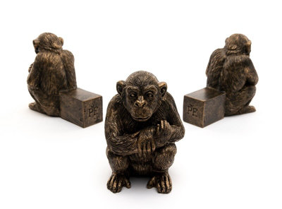 Jardinopia Chimpanzee Plant Pot FeetSet Of 3L9.5 X W6.5 X H9 Cm from B&Q