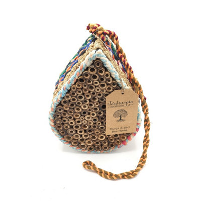 JardinopiaMuja & Sari Bee House from B&Q