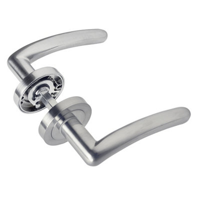 Z16 Curved Lever Rose Door HandlePairSatin ChromeHandlestore from B&Q