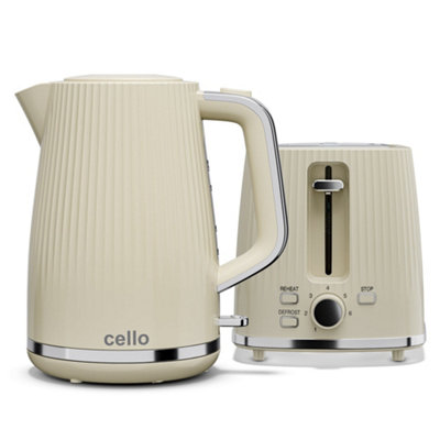 Cello Breakfast BundleTextured Kettle + 2 Slice Toaster