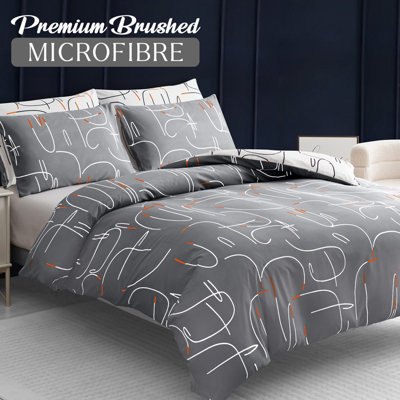 Pamposh Super King Duvet Set Premium Brushed Microfiber Super King Duvet Cover Ultrasoft Hypoallergenic With Zipper Closure from B&Q