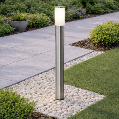 CGC Lighting Cgc Stainless Steel Long Outdoor Garden Pathway Post Light from B&Q