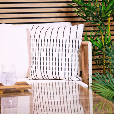 Icon Indoor And Outdoor Abstract Striped Print Kyoto Fabric Waterproof Filled Cushion B&Q