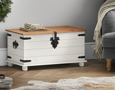 Mercers Furniture Corona White Blanket Box Ottoman Toy Storage Chest Bedding Trunk Solid Wood - Image 4