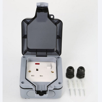 Ener-J Waterproof 13A Single Bs Socket With Switch from B&Q