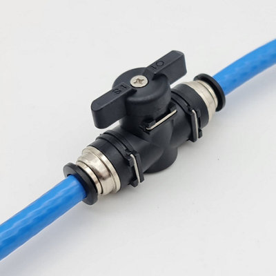 Igad 8mm Push-In Tap For Water-Fed Brush HoseIn-Line On-Off Valve For Water-Fed Pole Systems from B&Q