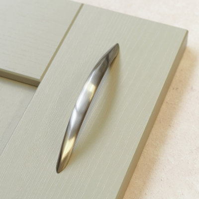  - Brushed Nickel Modern Slim Kitchen Cabinet Bow Handle 128mm Door Drawer Pull Furniture Bathroom Wardrobe