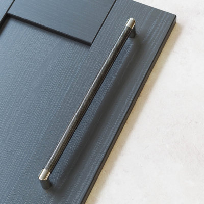  - 320mm Gunmetal/polished Chrome Knurled D Handle