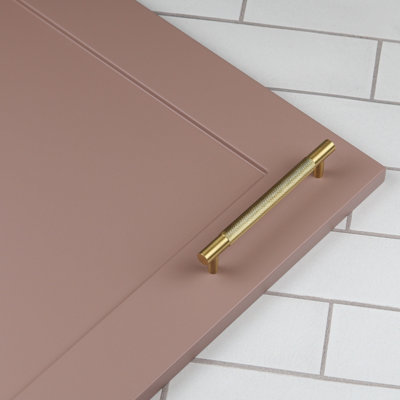 128mm Satin Brass Knurled Handle from B&Q